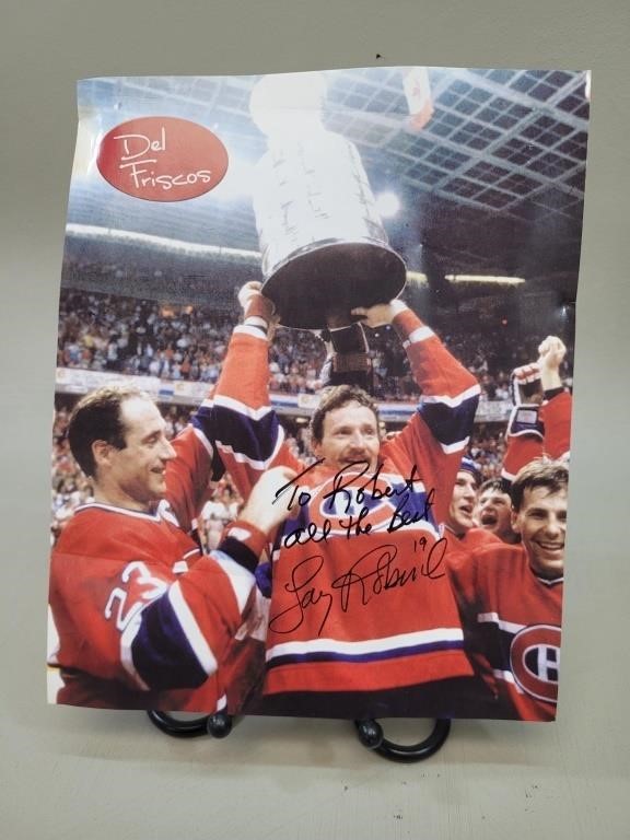 Montreal Canadiens Photo, Robinson 19 Autographed