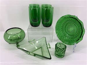VTG Emerald Green Glassware