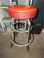 Bar/shop stool (missing screw)