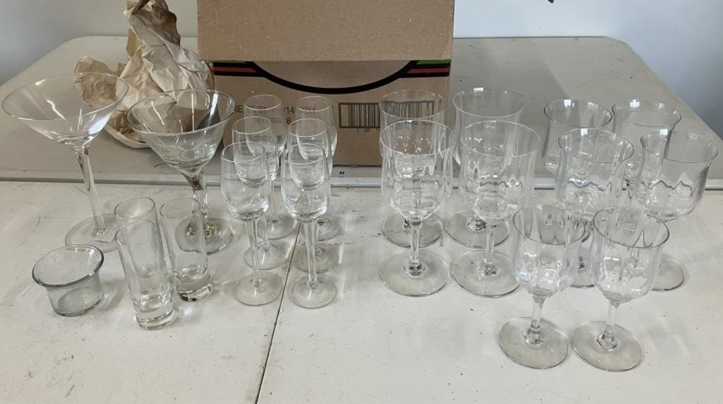 Baccarat Crystal Glasses/Wine/Shot/Water