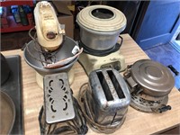Lot of Vintage Kitchen Appliance Mixer Waffle