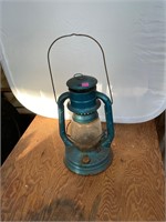 Dietz No 3 Antique Lantern