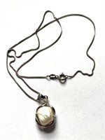 18K/GP Pearl Pendant and .925 Silver Chain