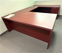 ALERIA 72" MAHOG. U SHAPE EXEC,DESK