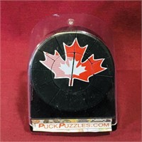 Team Canada Puck Puzzle & Case