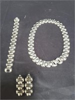 3 pieces of unmarked silver plate jewelry