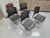 5 plastic/metal chairs