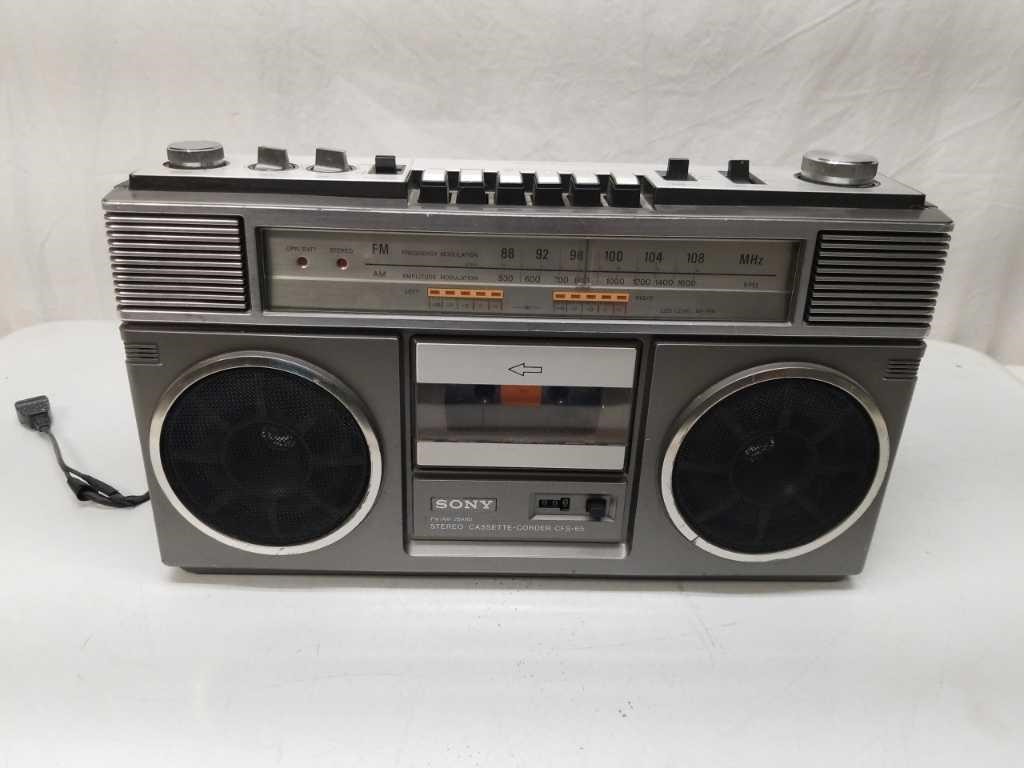 Sony Ghetto Blaster CFS-65 Radio + Tape Player