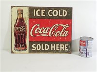 Panneau Coca-Cola en métal style antique