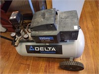 Delta Shop Master 12gal Air Compressor