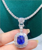 6.8ct Sri Lankan Sapphire 18Kt Gold Pendant