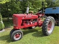 1945 IH Farmall M Tractor