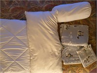 PILLOWS & FLANNEL SHEETS