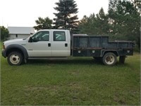 2005 Ford F-550 crew cab Diesel with 11' deck