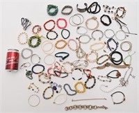 Gros lot de bracelets