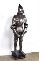 Gothic 'Houndskull' Bascinet Suit of Armour, 15th