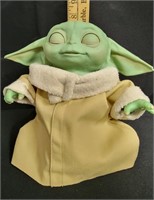 Mandalorian Animatronic Baby Yoda