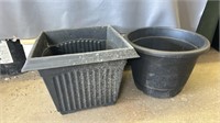 Large plastic flower pots