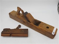 LOT OF 2 VINTAGE WOODWORKING HAND PLANE TRIM TOOLS