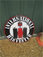 Metal Round International Harvestor Sign