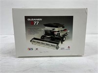 Gleaner S77 Combine