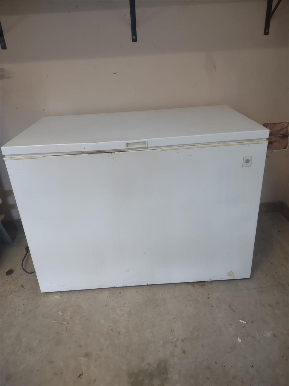 Chest Freezer 35x48x27.5