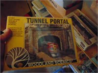 TUNNEL PORTAL / G2CB
