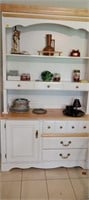 China hutch and contents