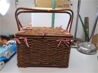 Vintage Sewing Basket with Handles 16&1/2" x