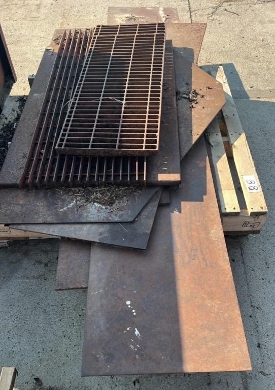 Pallet with Misc. Plate, Steel Grating, etc.