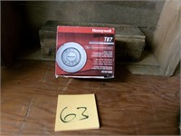 Honeywell thermostat T87