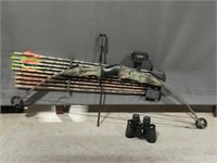 Hoyt USA Raider Compound Bow w/ Arrows