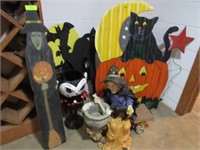 Assorted Halloween Décor - 6 Large Items
