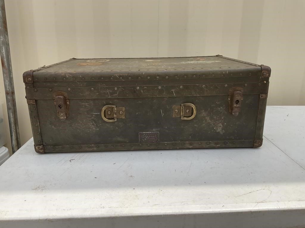 TRUNK SIGNED US NAVY
