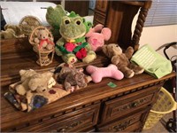 stuffed animal, dog toys