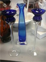 Set of 3 blue crystal pcs (2 candle holder 1 vase)