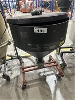 75kg Conical Base Hopper with Lid
