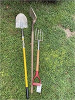 Shovels and small pitch fork