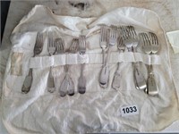 PLATED SILVER FORK SET