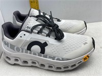 NEW WOMENS OC CLOUDTEC MONSTERS SZ.8 White