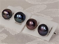 2 PAIRS OF BLACK CULTURED PEARL EARRINGS