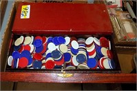 BOX AND POKER CHIPS