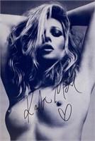 Autograph  Kate Moss Photo
