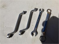 3 snap-on wrenches, 1 s-k