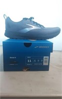 Brooks Running shoes - " Revel 4 " -  Men's 11