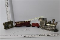 Cable Car Clock, Lionel, Northwester Cars & bank