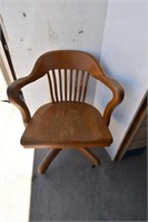 Rolling Vintage Desk Chair