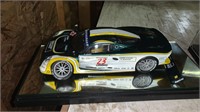 Chrono Lotus Elise GT1 1/18 Model DAMAGED