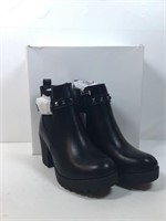 New Daily Shoes Size 6.5 Black Boot Heels