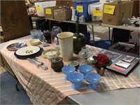 Box Lot Various Glassware, Dessert Glasses, Etc